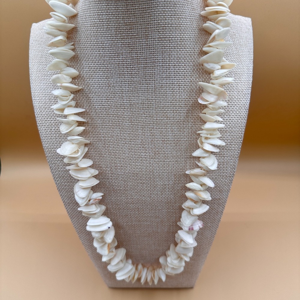 Natural White Shell Necklace Chunky Boho Coastal Beach Resort Statement Vintage